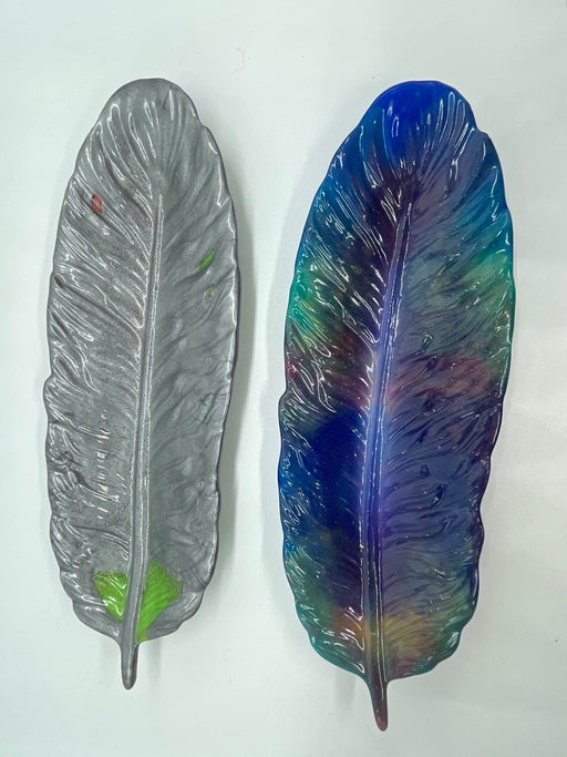 Leaf Dish in Colourful Resin. Plate Multipurpose.-0